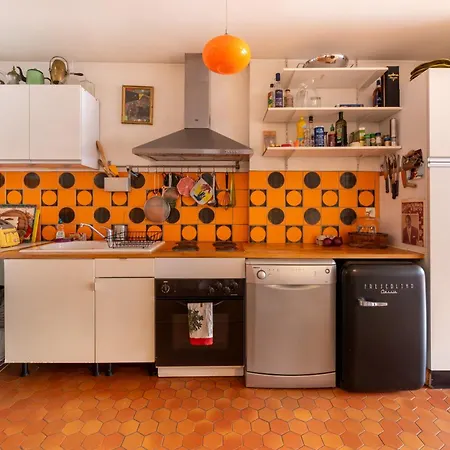 Apartment Trendy 1bd Retreat With Patio Goutte D'or Paris